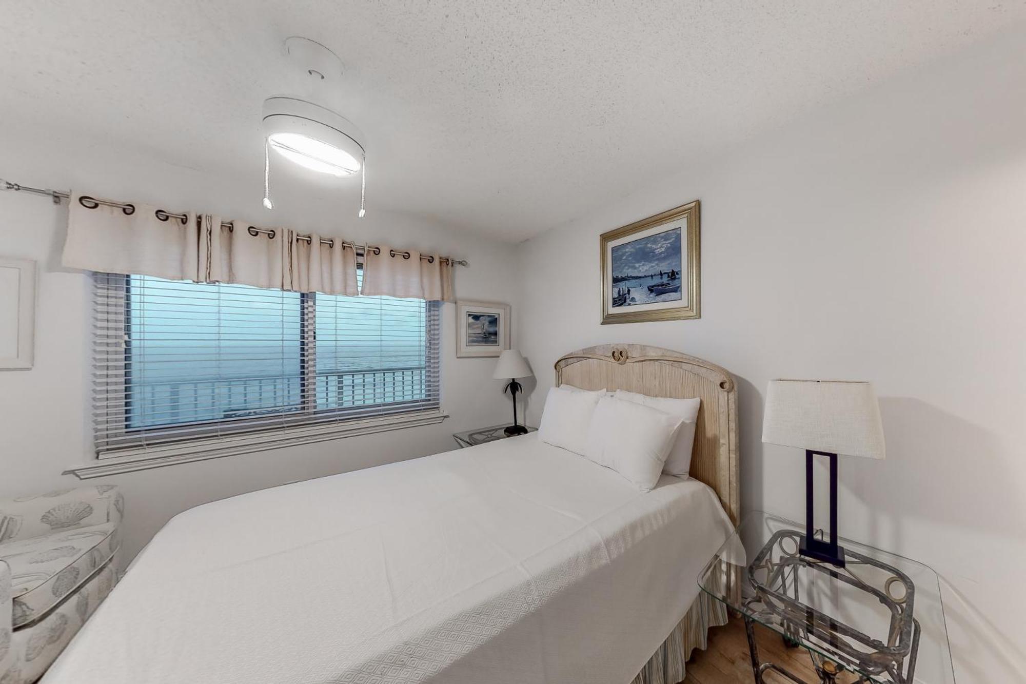 Tradewinds Condos II Орандж-Бич Номер фото